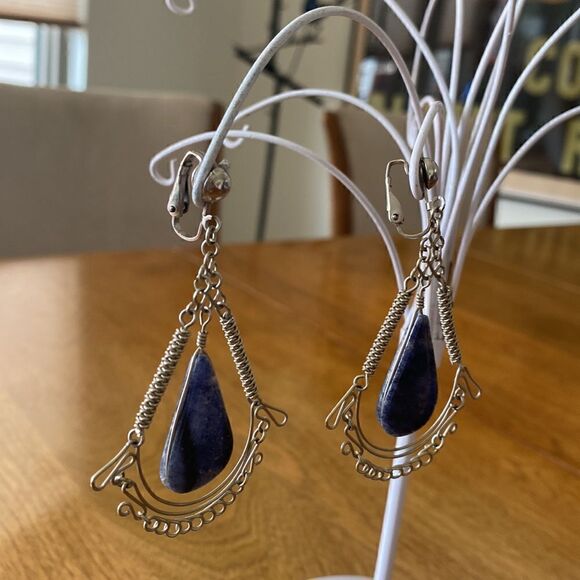 Ornate  clip  earrings - Picture 2 of 2